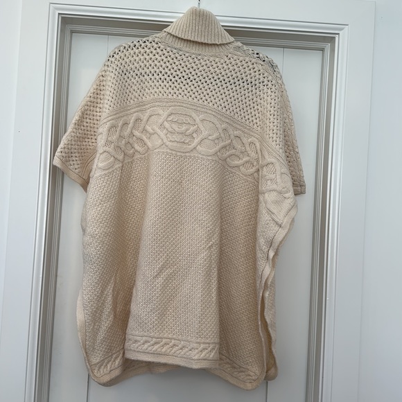 Ralph Lauren Cable Knit Poncho Cape - Picture 2 of 7